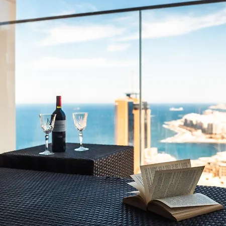 Апартаменты Mercury 23rd Floor - Skydream Getaways *