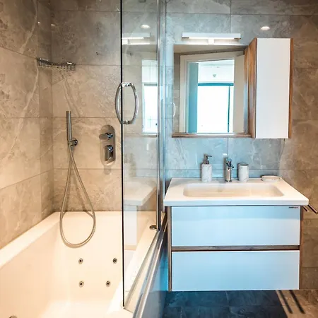 Апартаменты Mercury 23rd Floor - Skydream Getaways