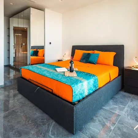 Mercury 23rd Floor - Skydream Getaways Апартаменты *